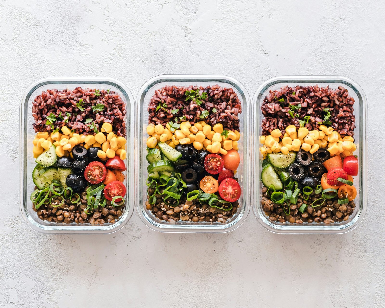 Foto de <a href="https://unsplash.com/pt-br/@ellaolsson?utm_source=unsplash&utm_medium=referral&utm_content=creditCopyText">Ella Olsson</a> na <a href="https://unsplash.com/pt-br/fotografias/saladas-de-frutas-lMcRyBx4G50?utm_source=unsplash&utm_medium=referral&utm_content=creditCopyText">Unsplash</a>
      
